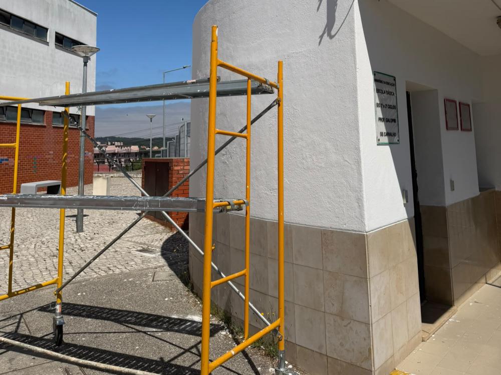 Intervenções de manutenção nas escolas Intervenções de manutenção nas escolas
