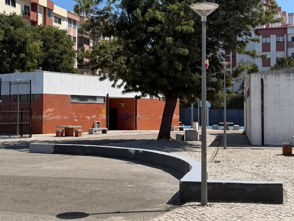 Intervenções de manutenção nas escolas Intervenções de manutenção nas escolas